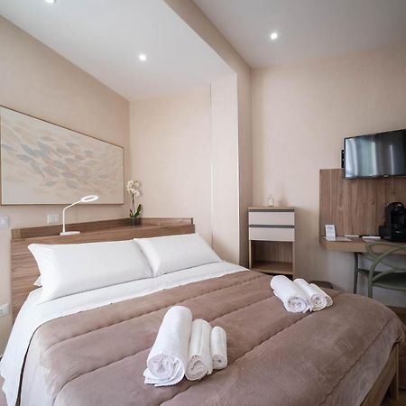 Esperia B&B Олівері Екстер'єр фото