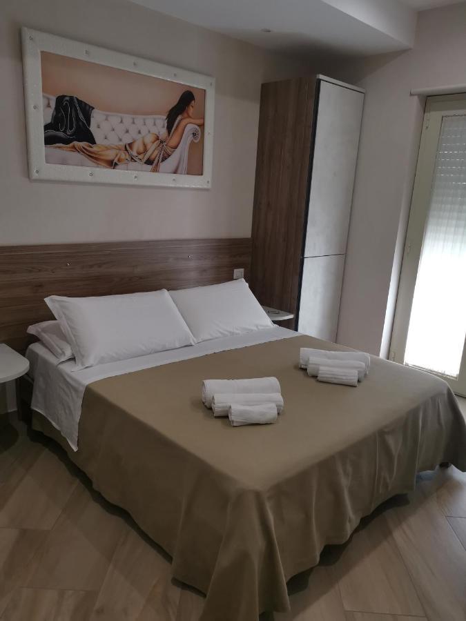 Esperia B&B Олівері Екстер'єр фото